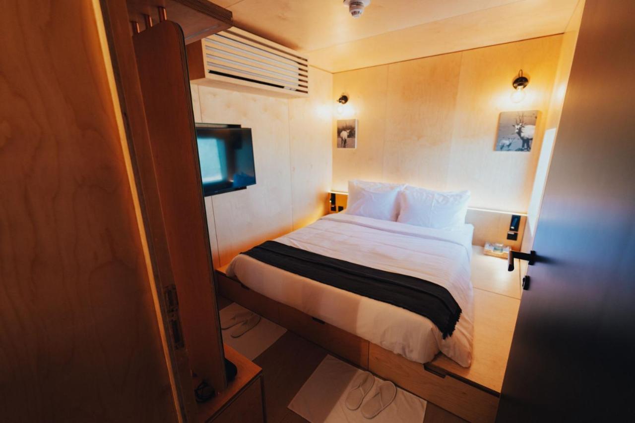 Bab Al Nojoum Al Mugheirah Hotel Al Mirfa Eksteriør billede